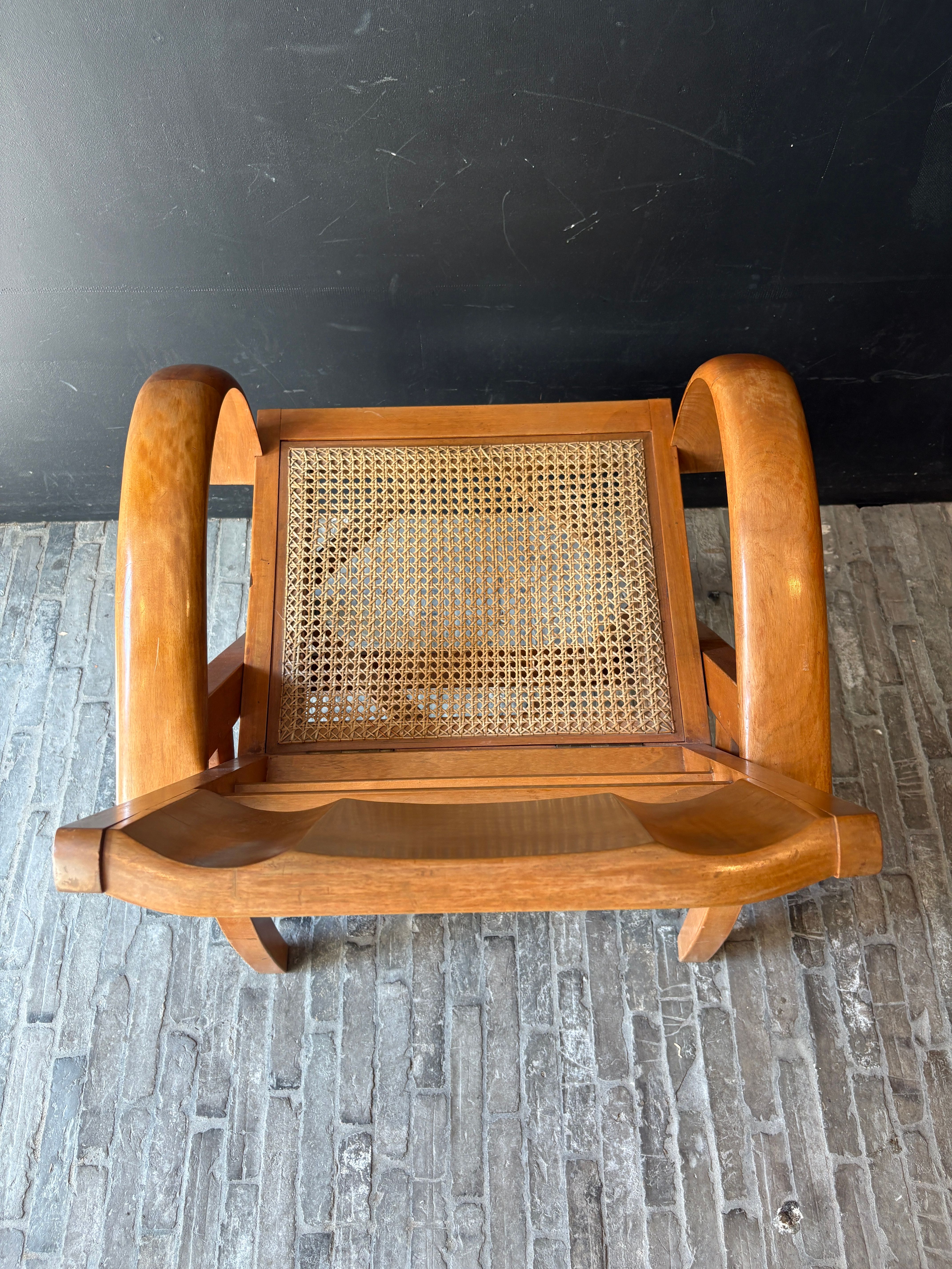 Zetel in gebombeerd houtwerk — foto 2