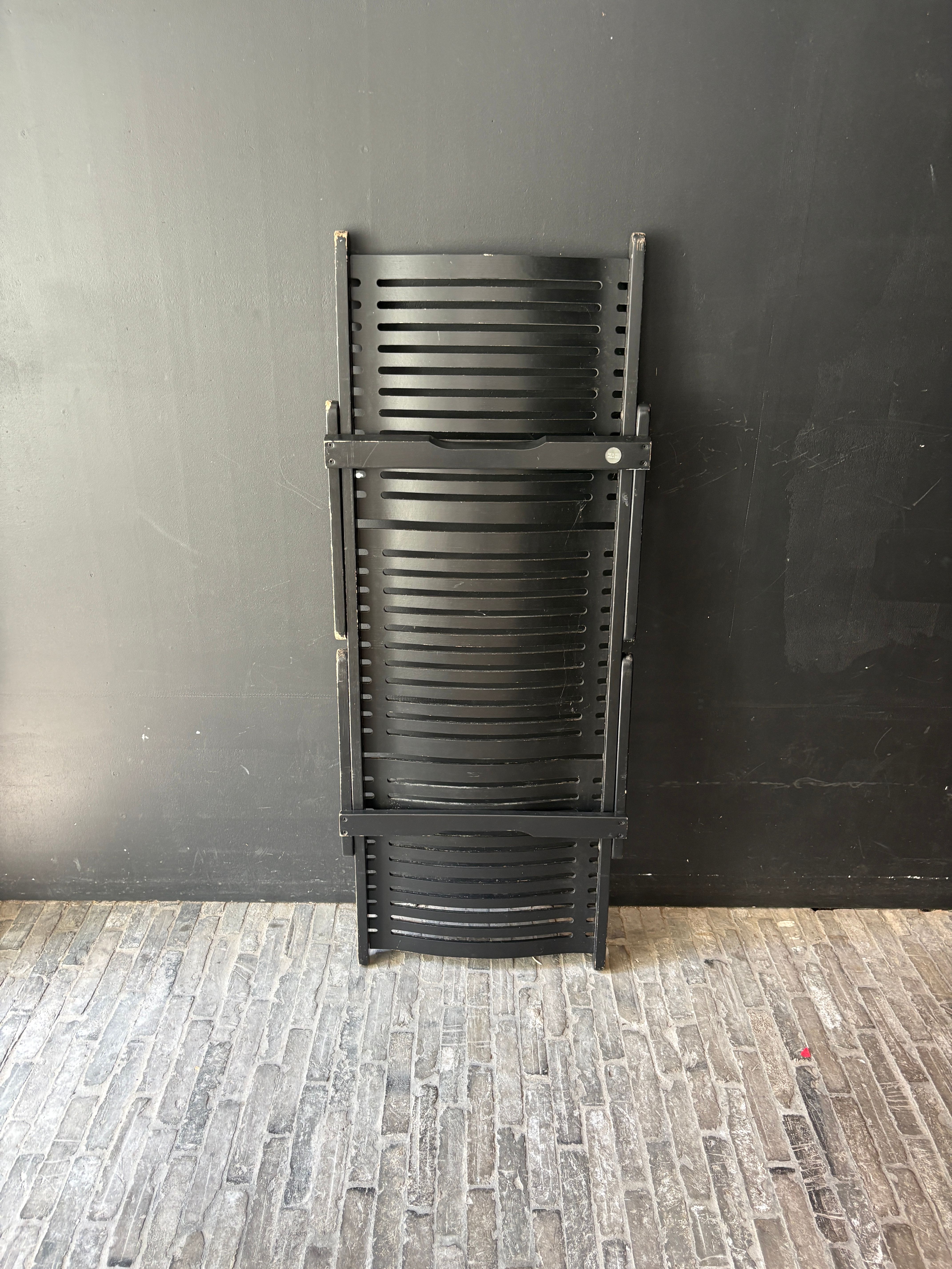 Bankje met opklappootjes — foto 1
