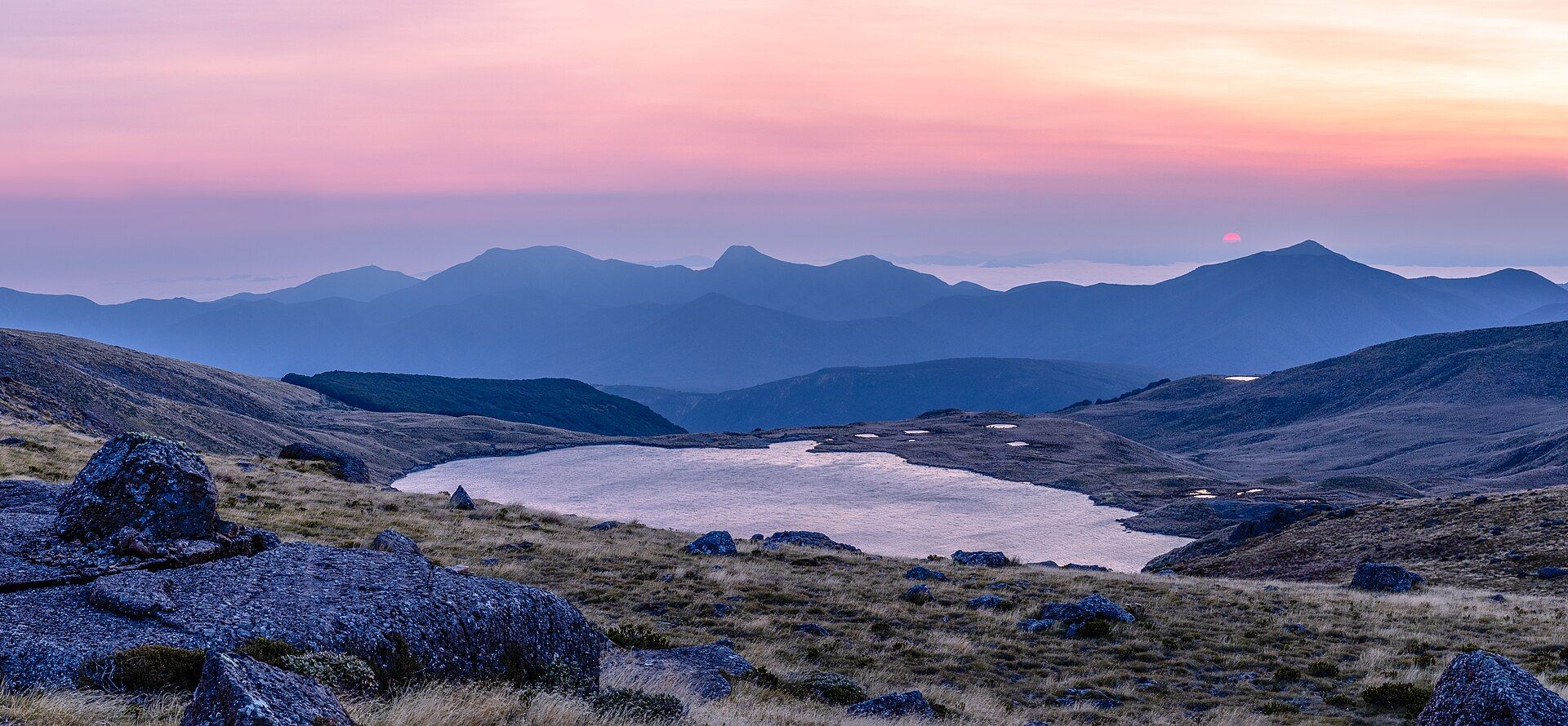 A New Zealand high country lake at sunrise