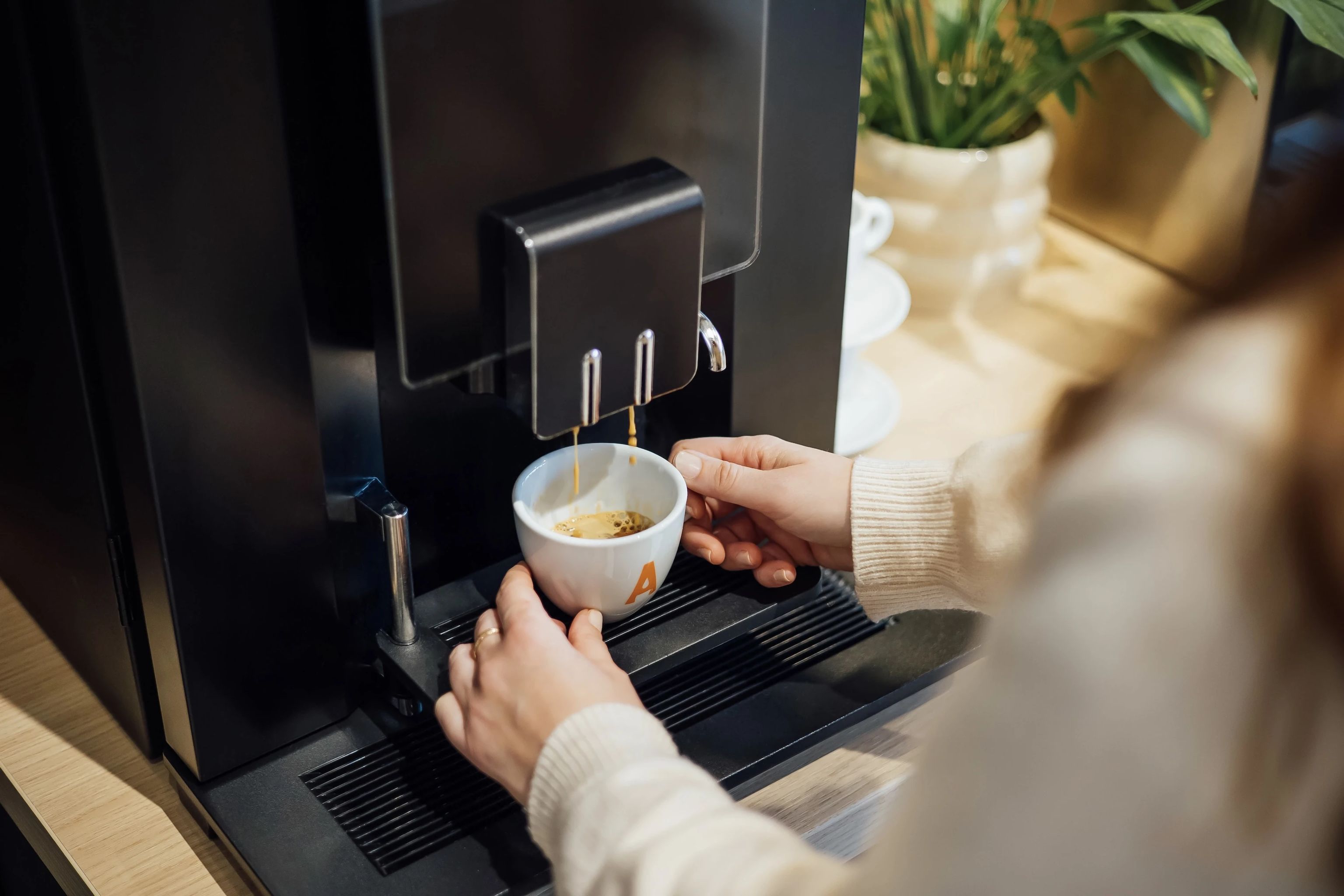 Du café qui dans une tasse