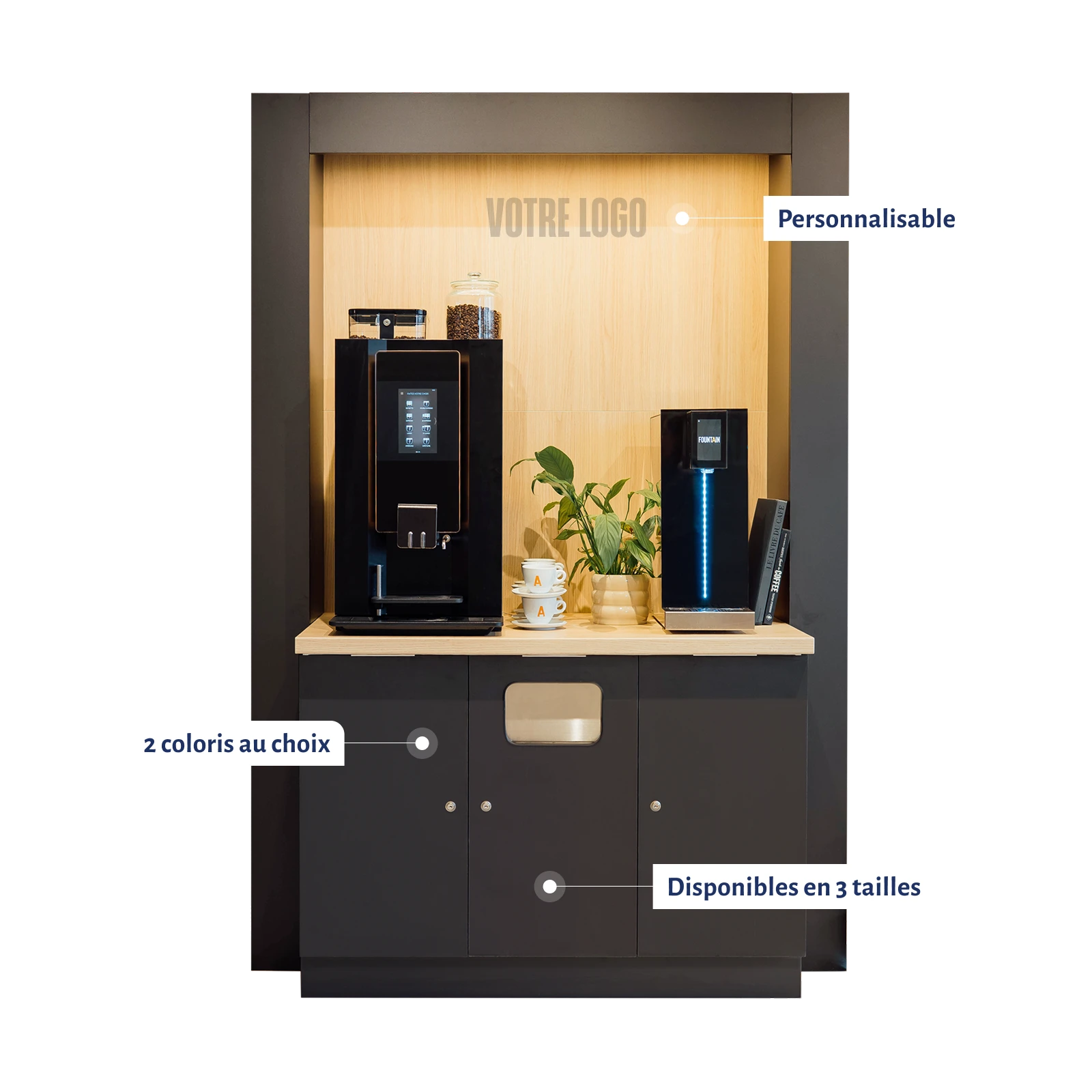 Des collègues prennent un café