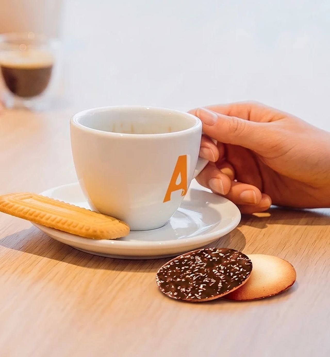 tasse de café variété de biscuits 
