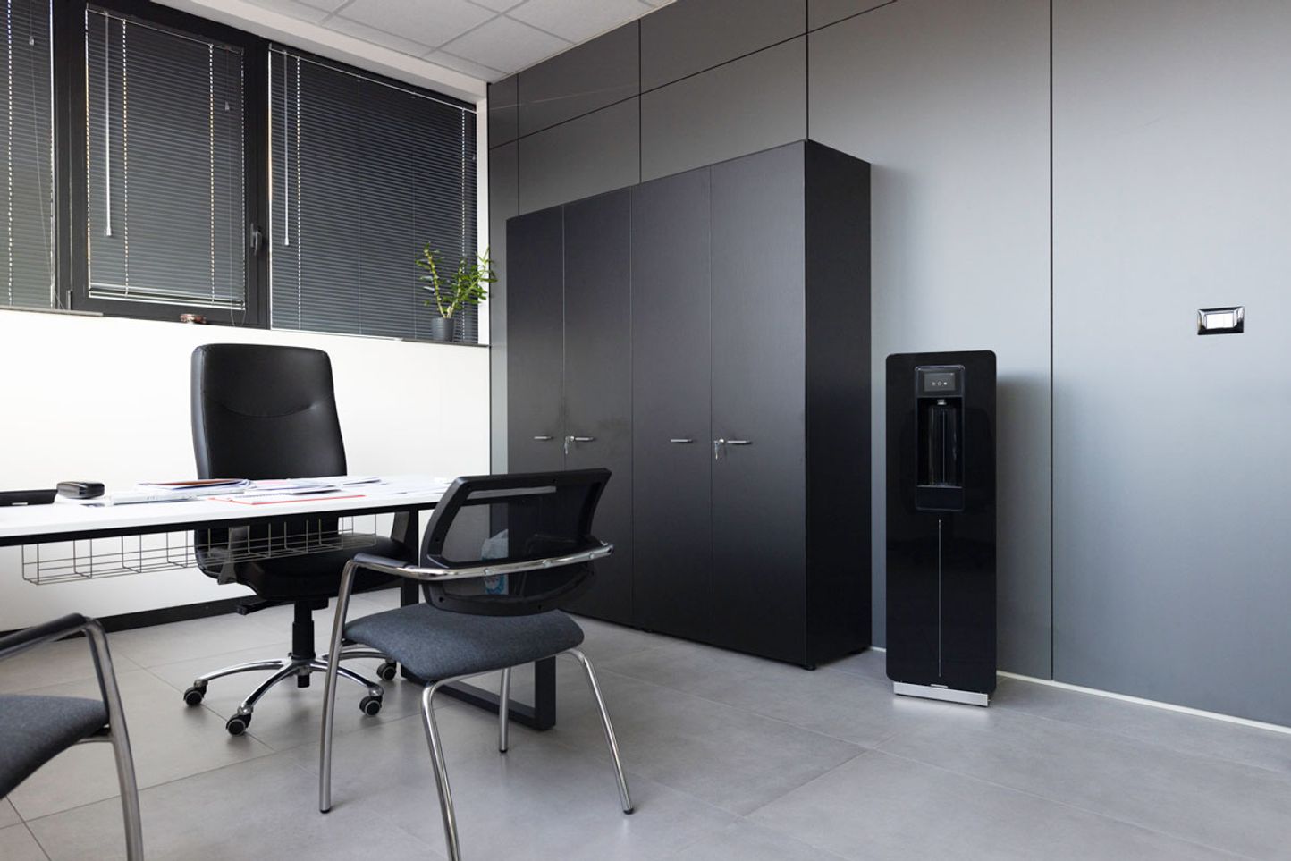 5 raisons d’installer une fontaine à eau en entreprise (et comment bien la choisir)