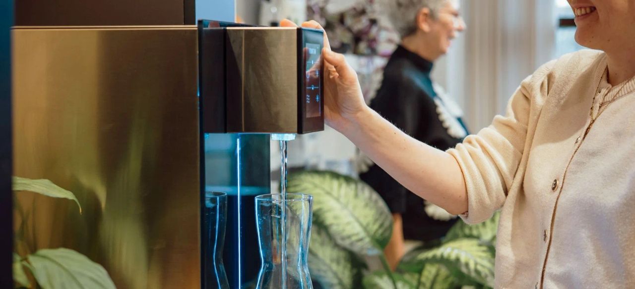 Comment choisir une fontaine à eau pour son entreprise - guide complet