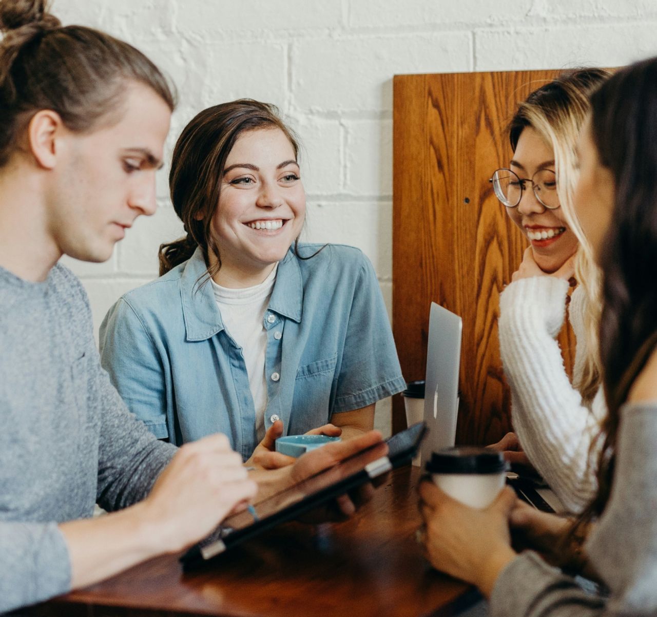 Une équipe en pause café