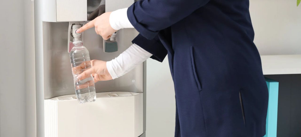 Quel budget prévoir pour une fontaine à eau en entreprise ?