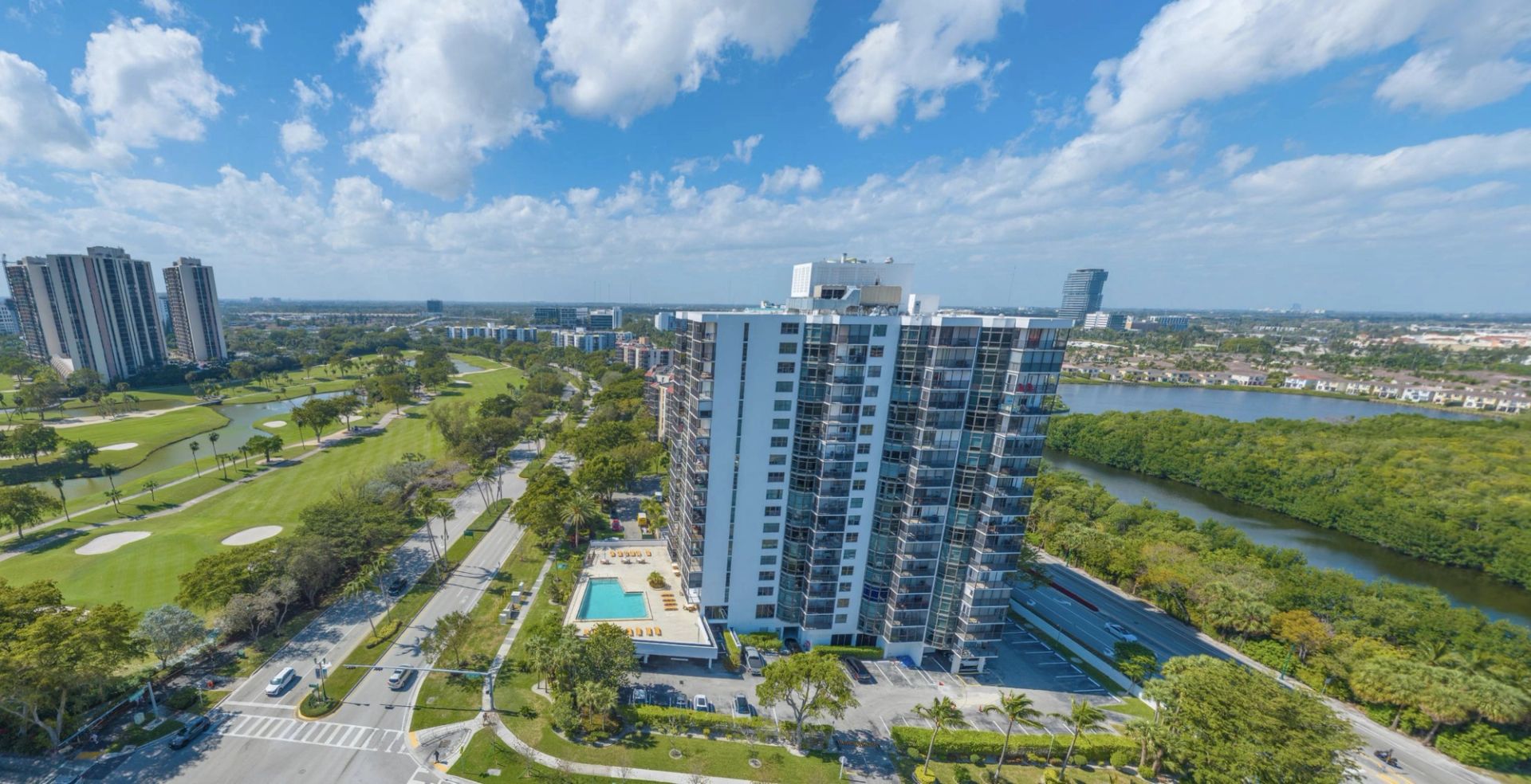 Avenia Aventura — 2