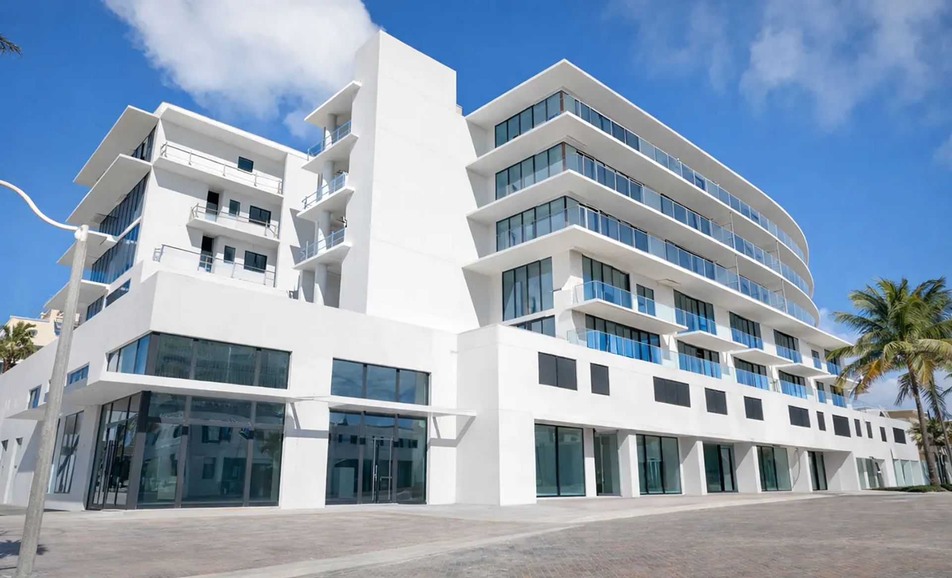 Eturna Beachside — 3