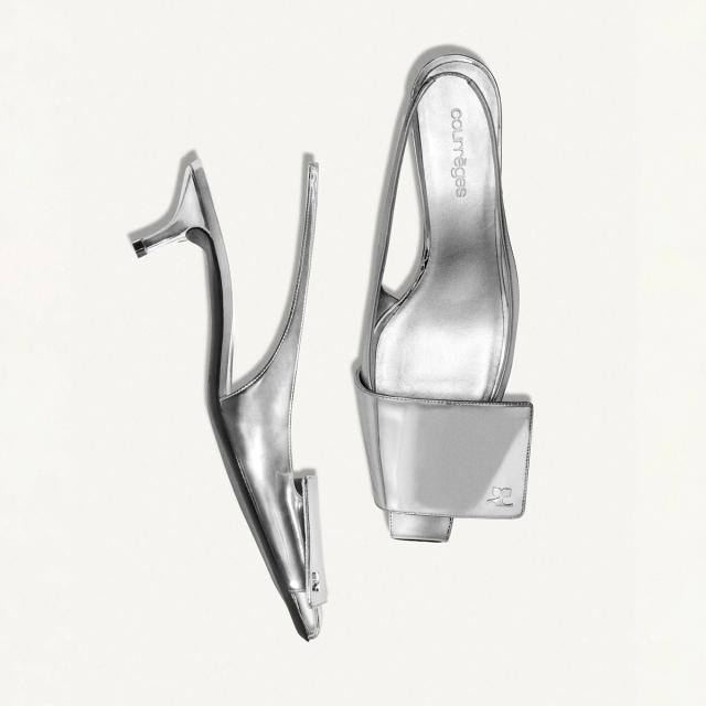 Elegant silver high-heeled shoes by Courrèges for a chic fashion look.