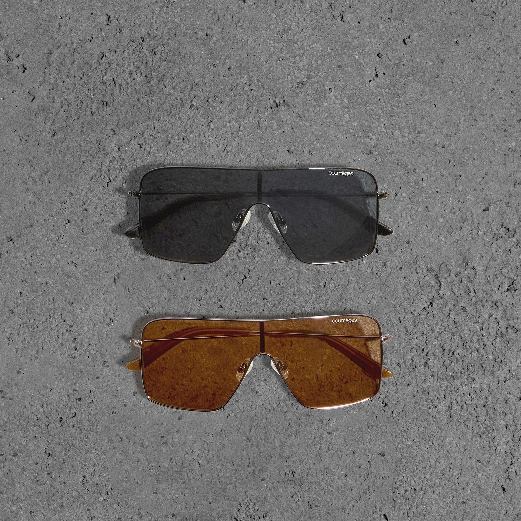 Lunettes de soleil Courrèges élégantes avec verres teintés, parfaites pour un accessoire de mode chic.