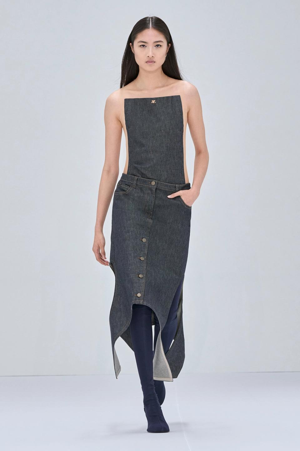 Elegant denim dress in monochrome style with button details, perfect for Courrèges fashion.