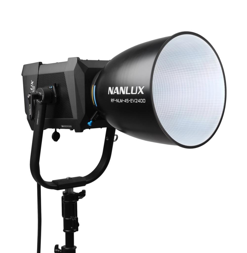 Nanlux Evoke 2400B