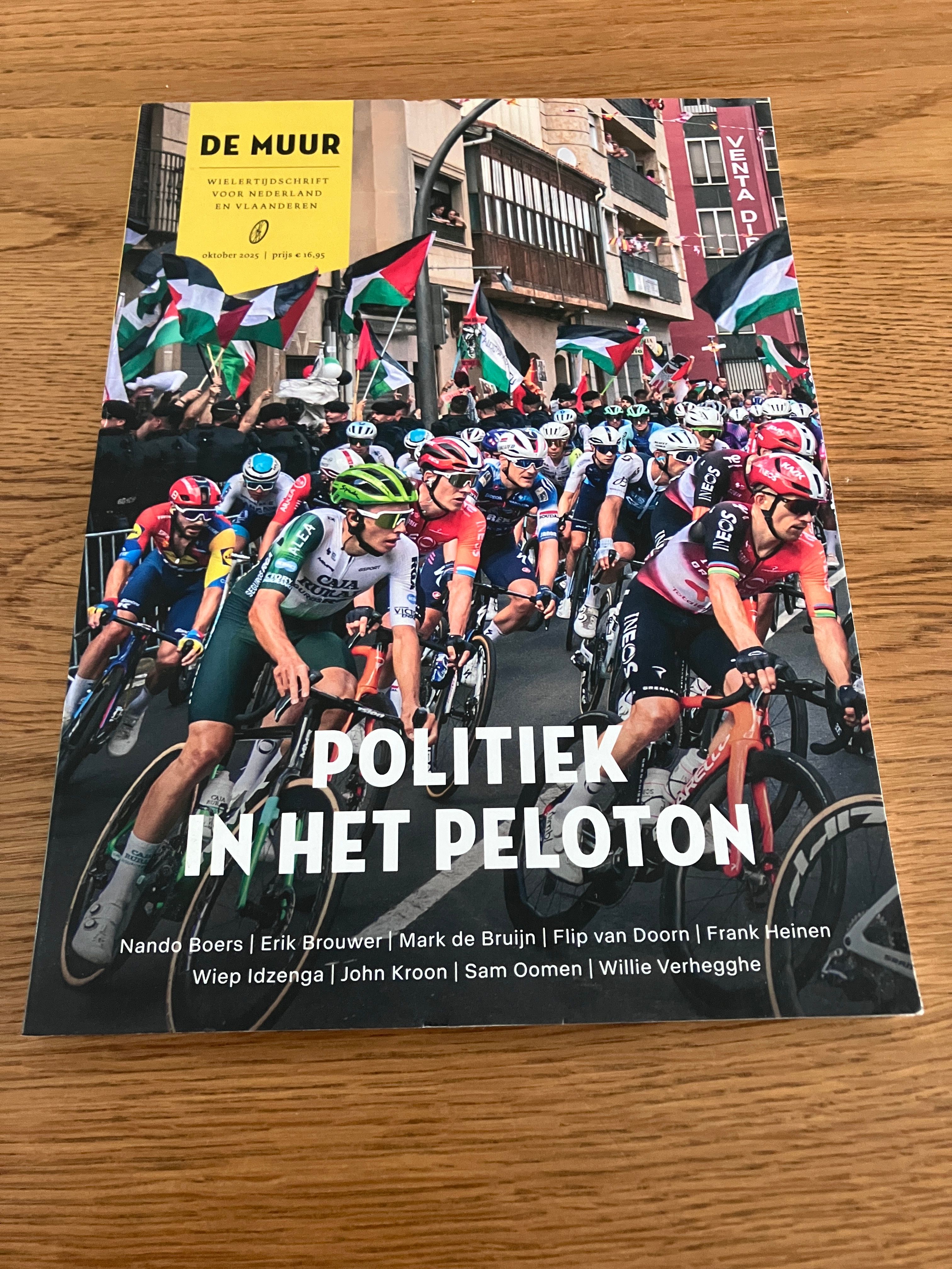 De Muur 90