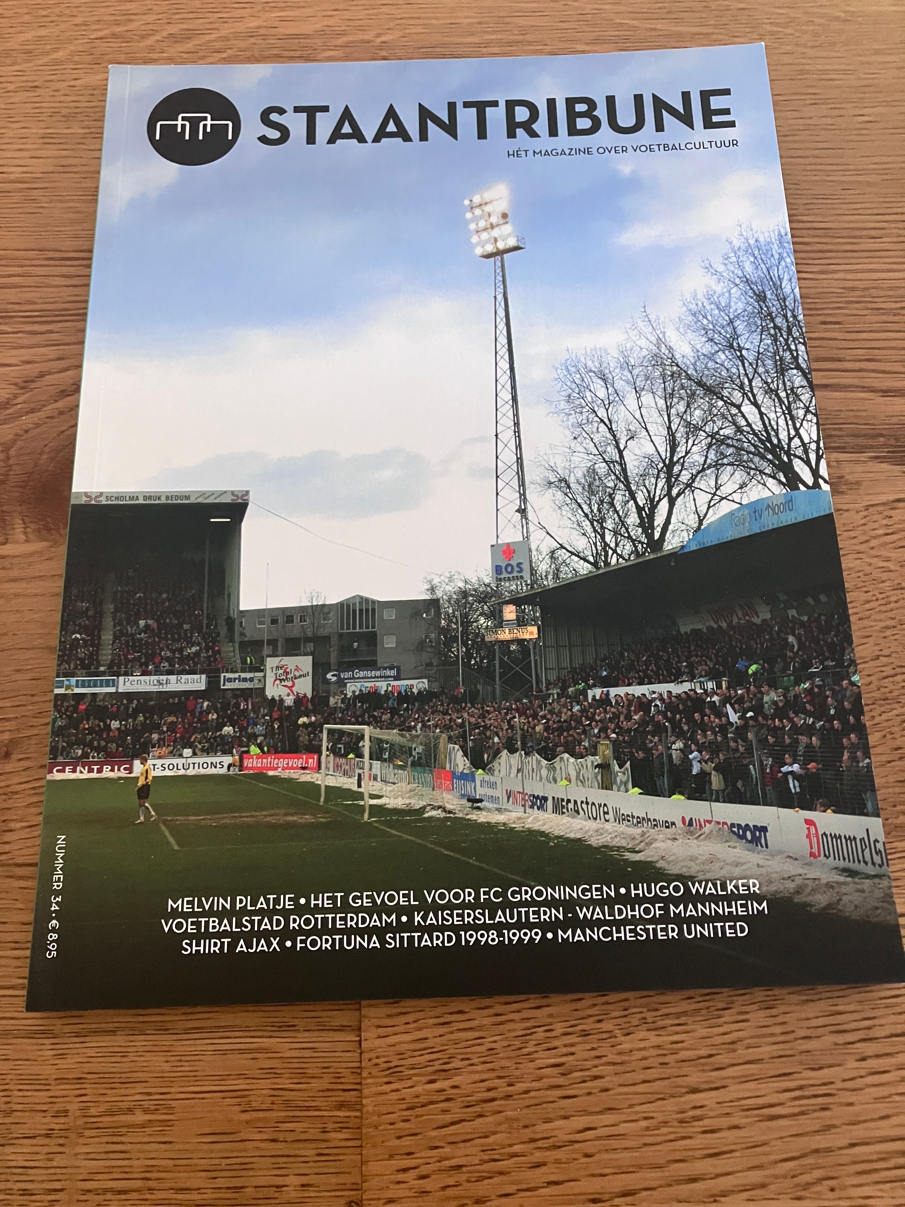 Staantribune 34
