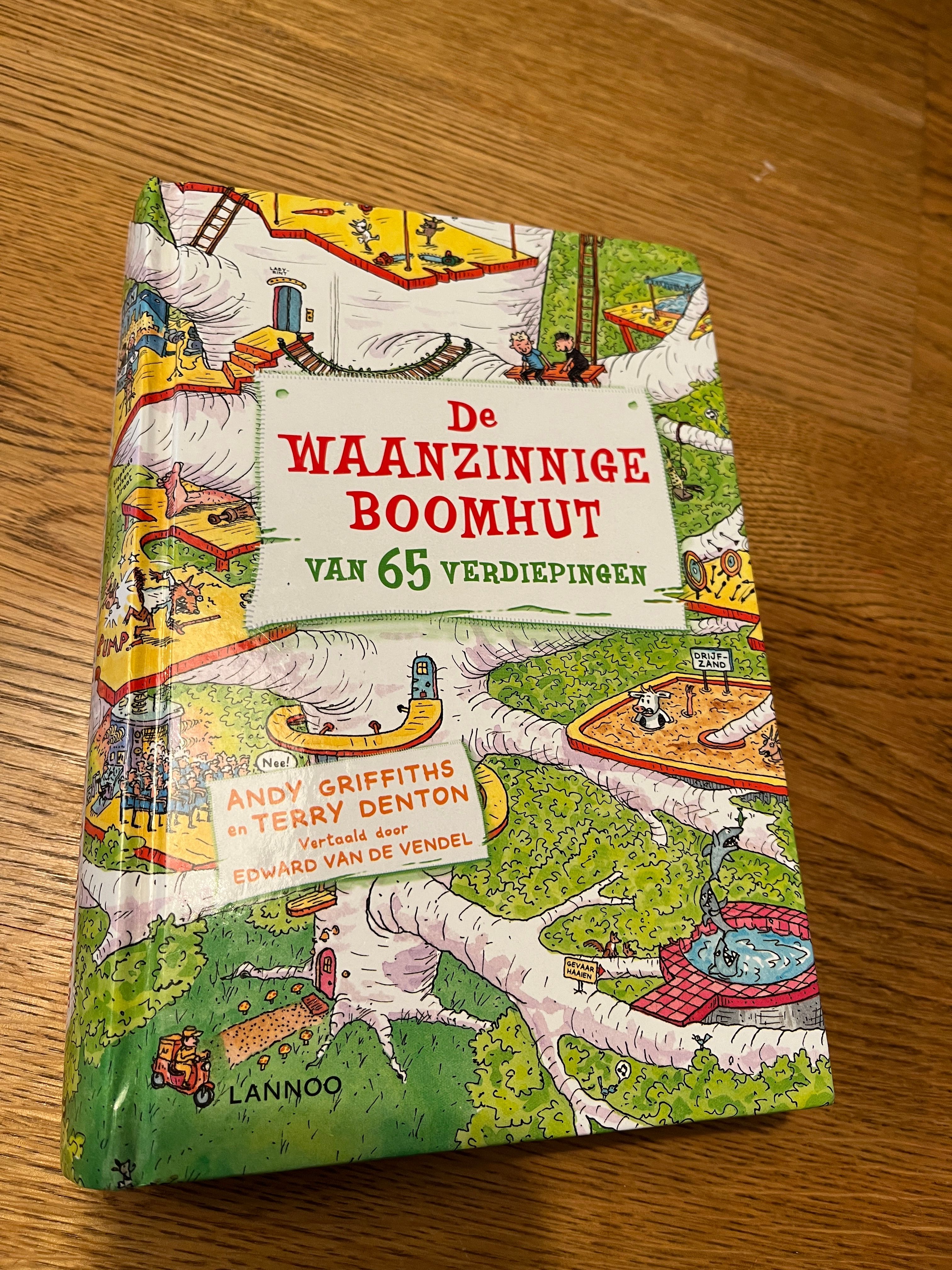 De waanzinnige boomhut van 65 verdiepingen