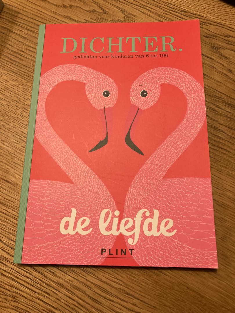 DICHTER. 19 over de liefde