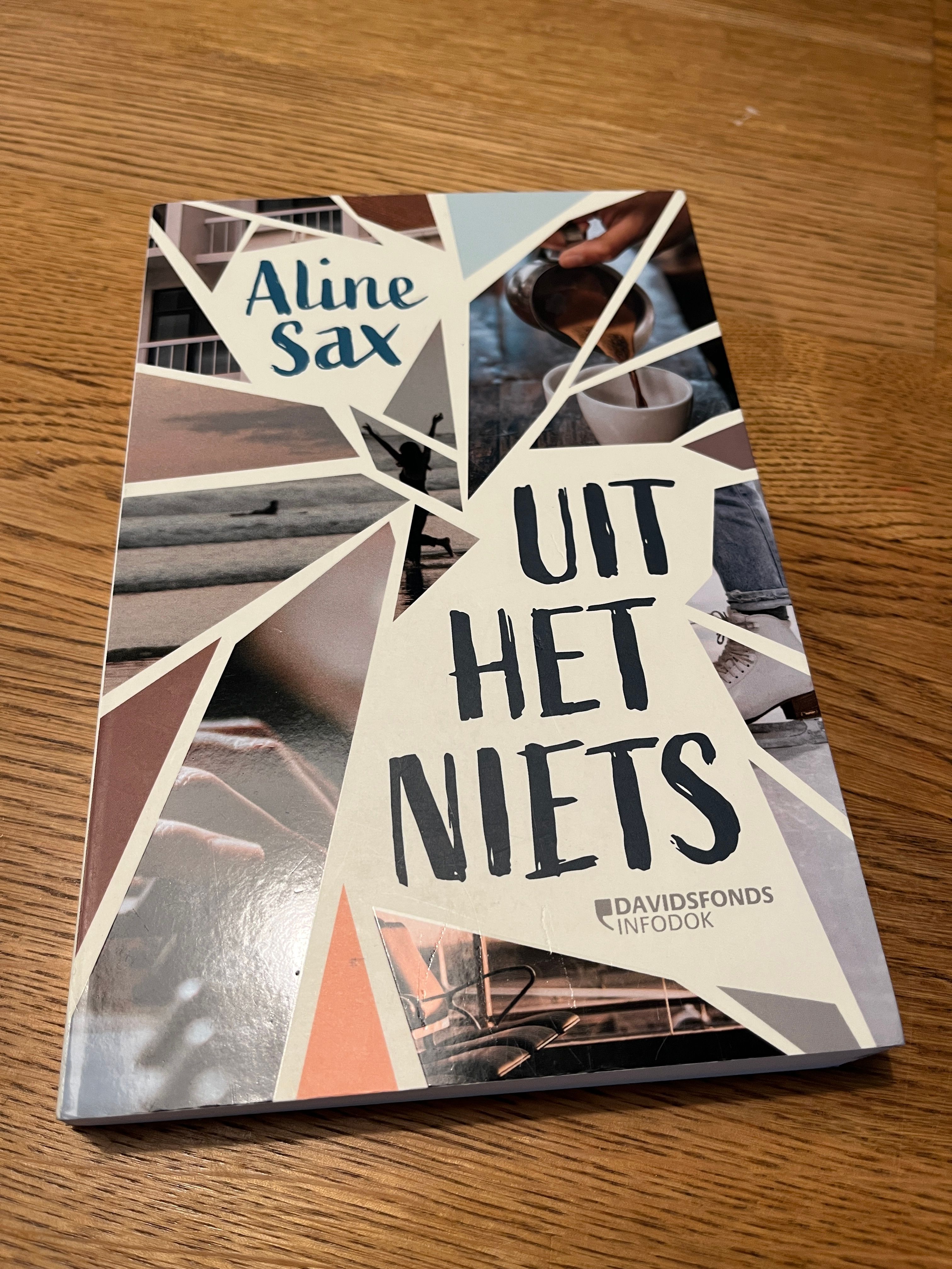 Uit het niets