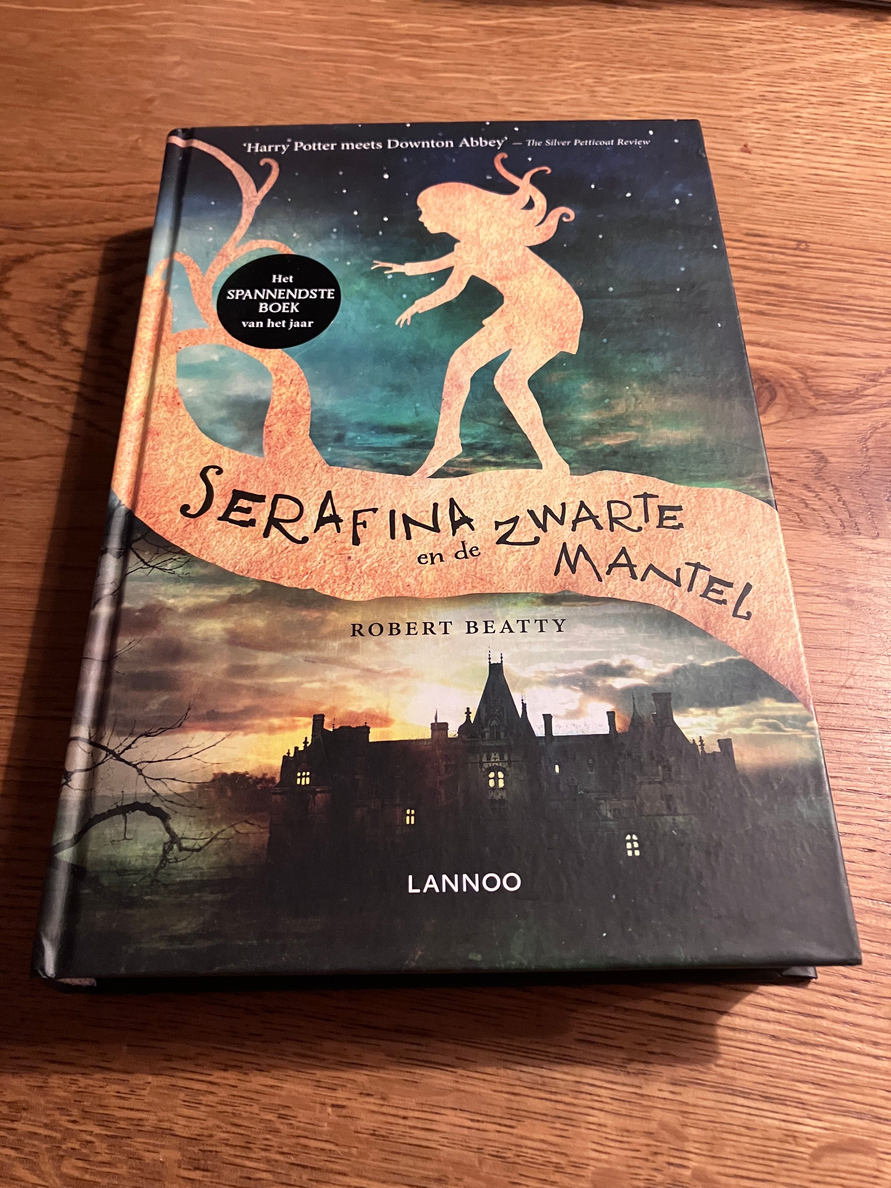 Serafina en de zwarte mantel