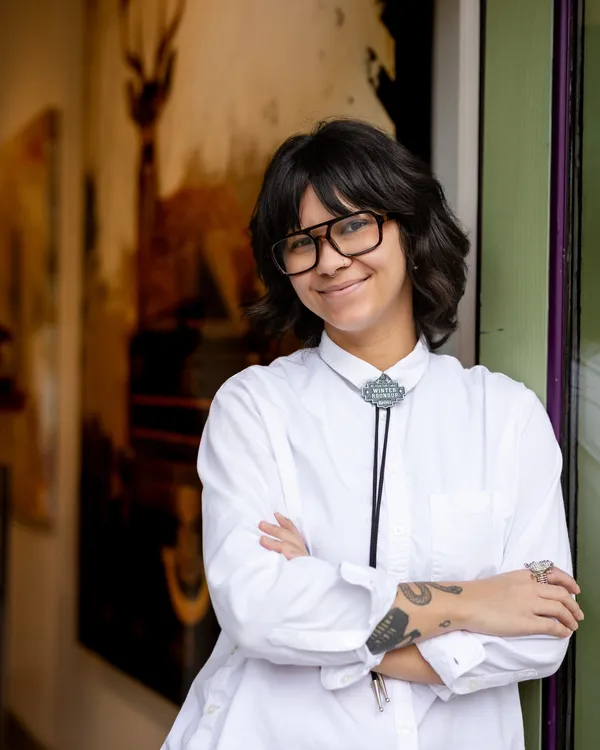 Victoria Johnson - Gallery Assistant + Shipping Manager