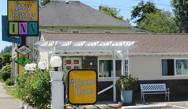 Itty Bitty Inn in North Bend, OR