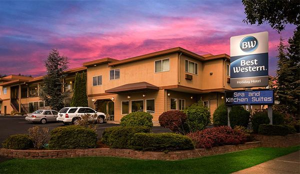 Best Western Holiday Hotel in Coos Bay, OR
