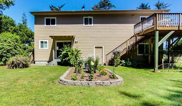 Oregon Coast Vacation Retreat in Charleston, OR