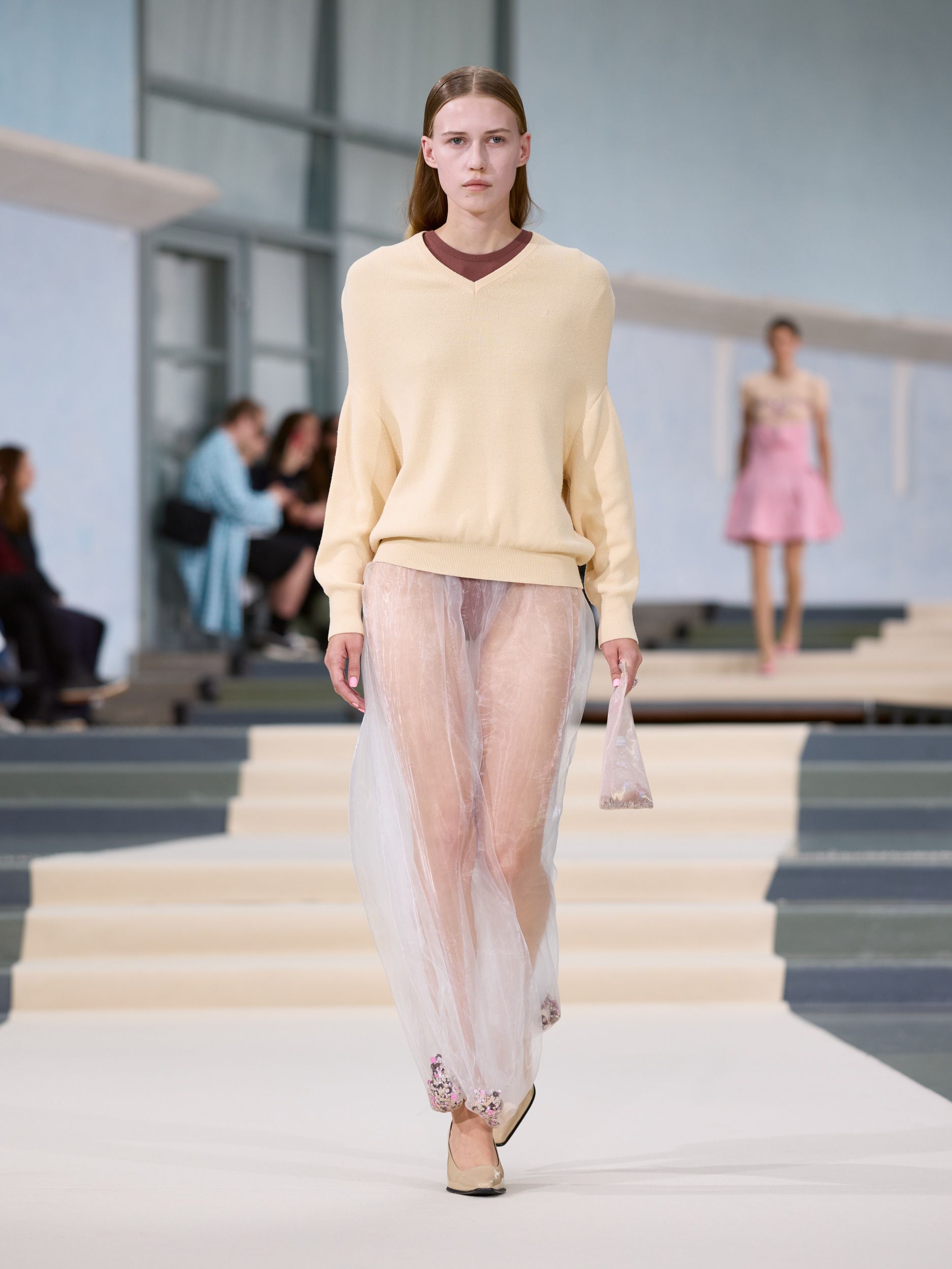 LOOK 33