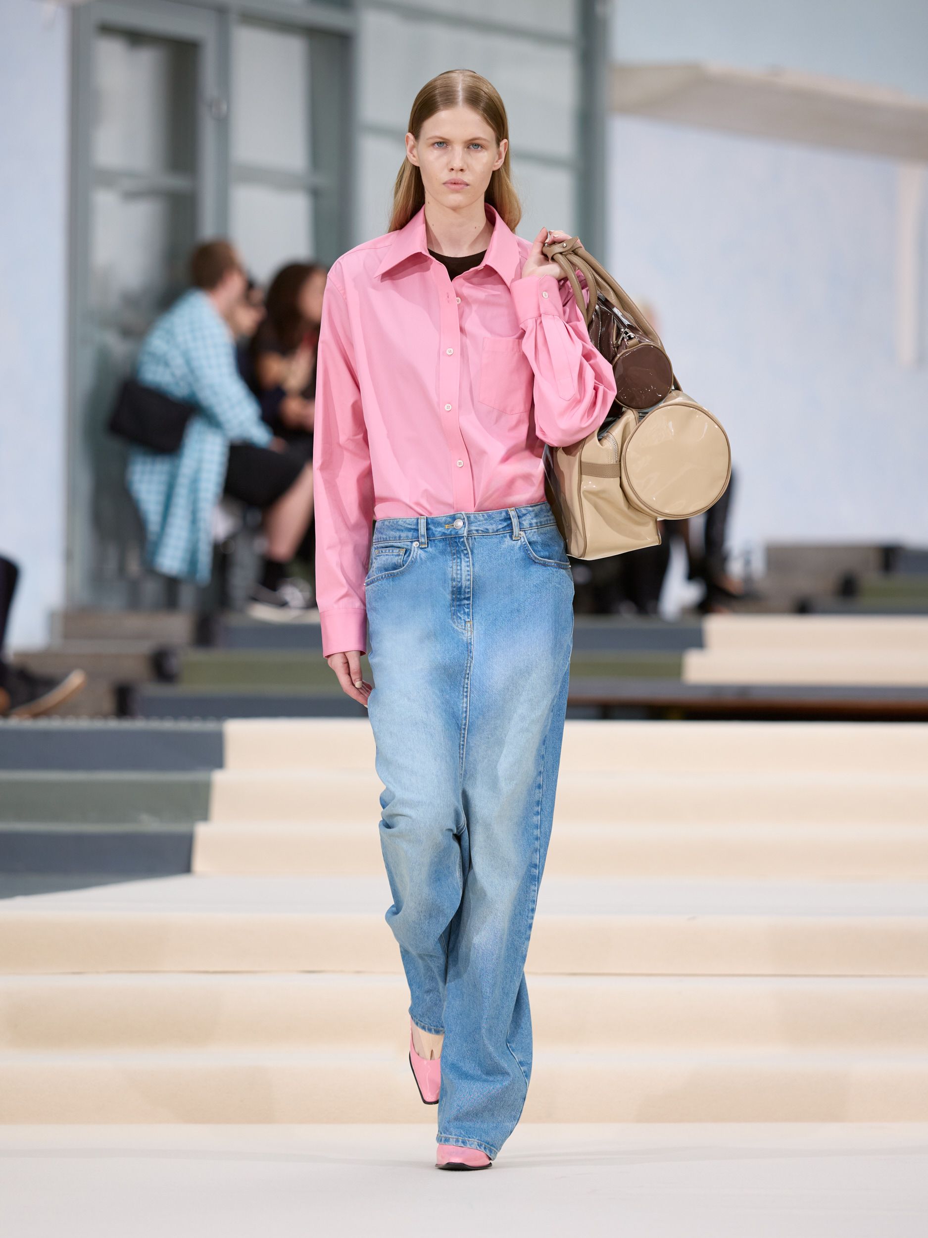 LOOK 35