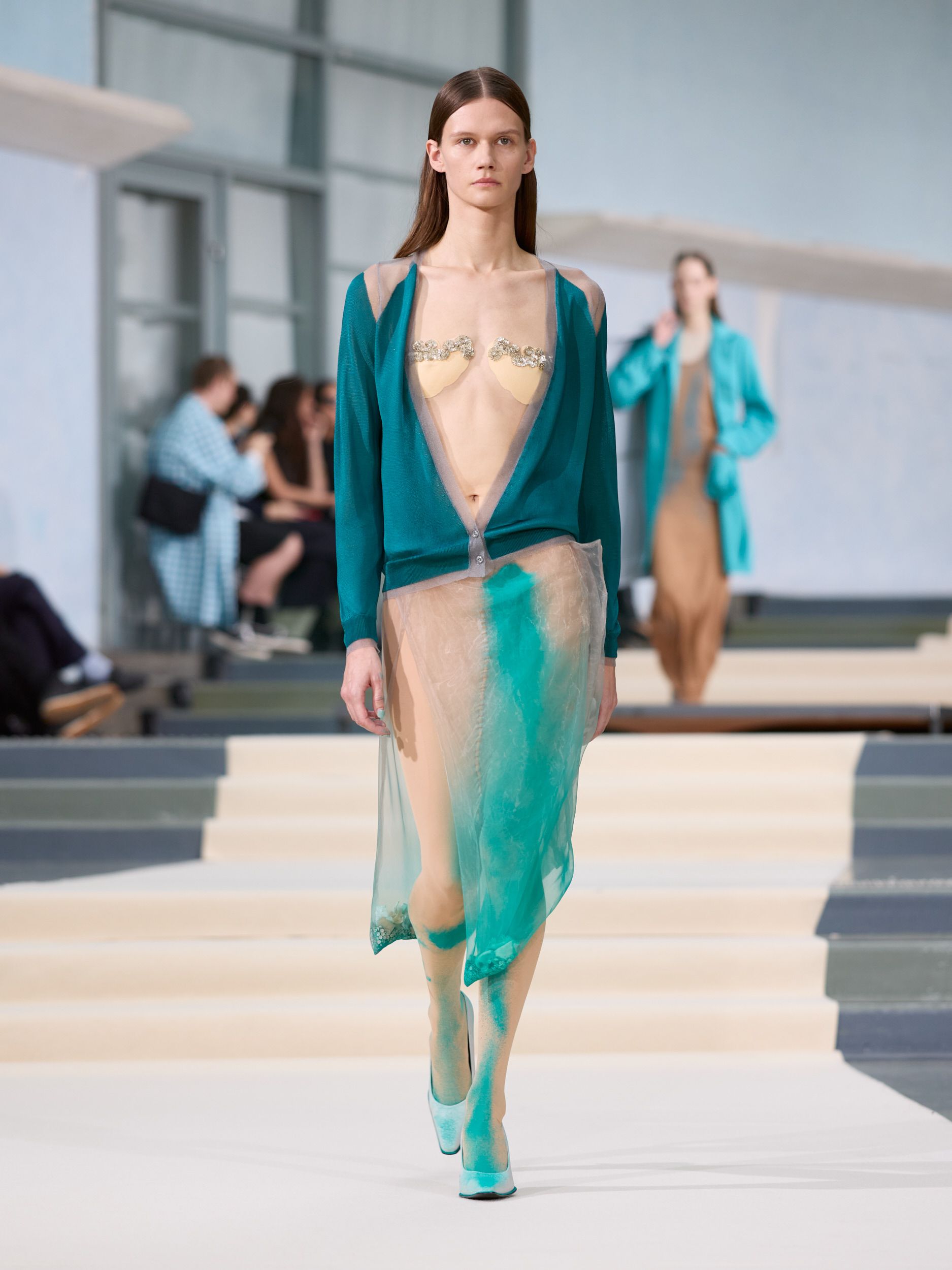 LOOK 21