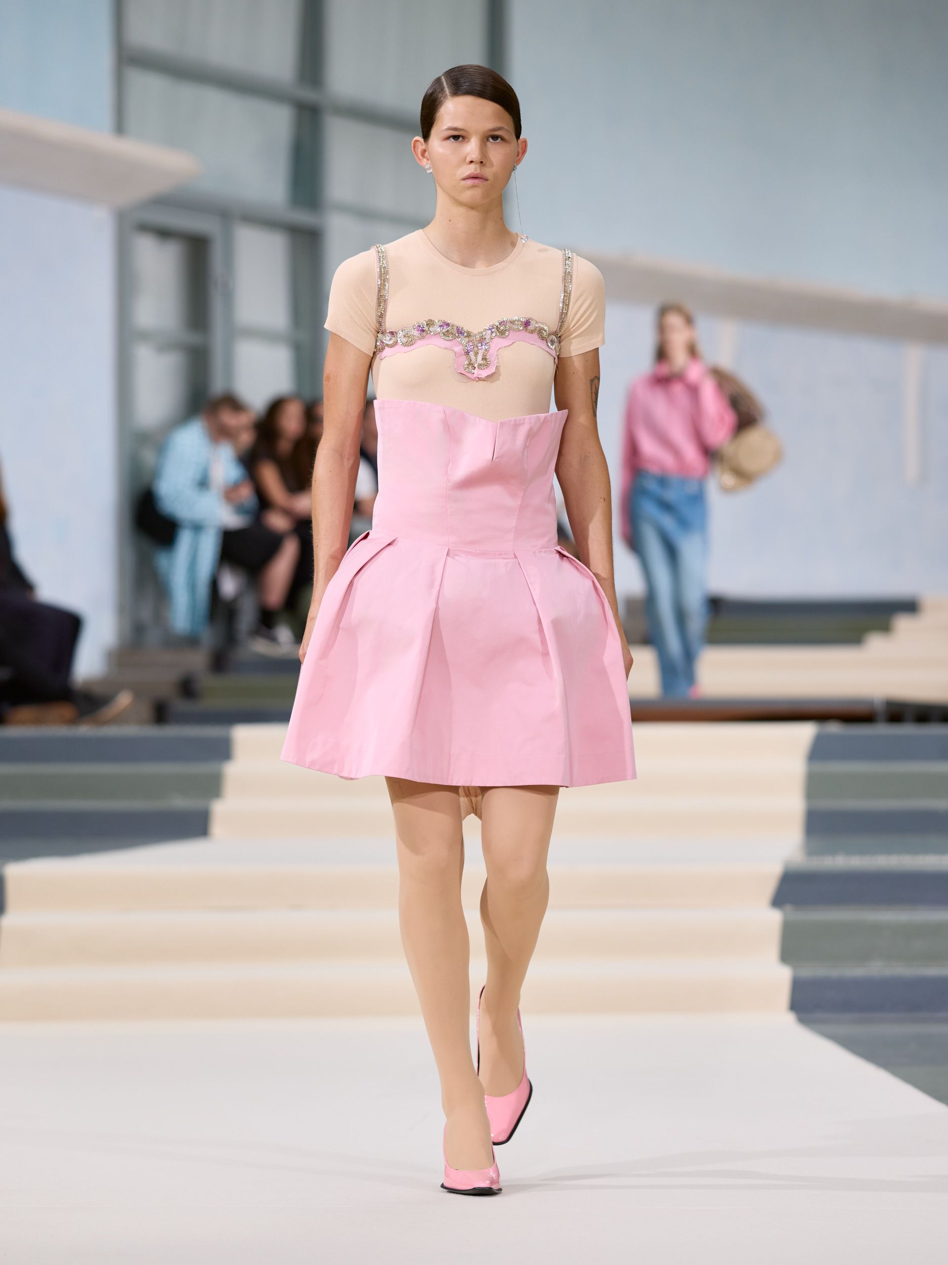 LOOK 34