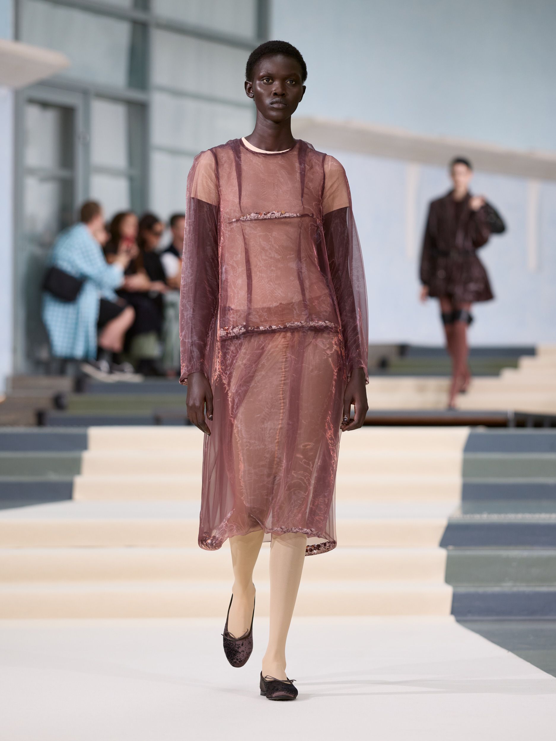 LOOK 30