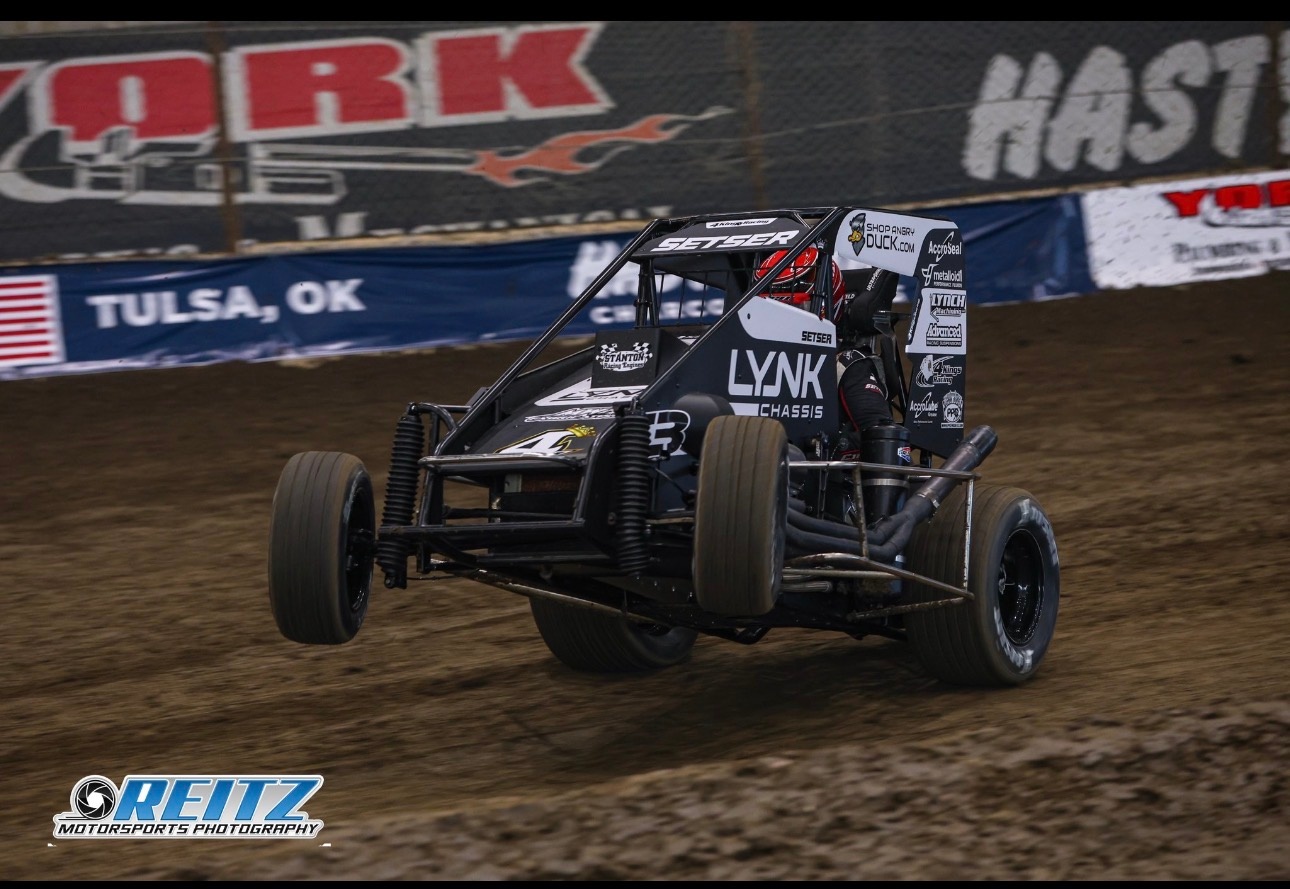 Contact Four Kings Racing - upload image
