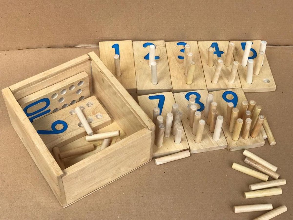 Facilitators guiding learners through SELL-Play activities.