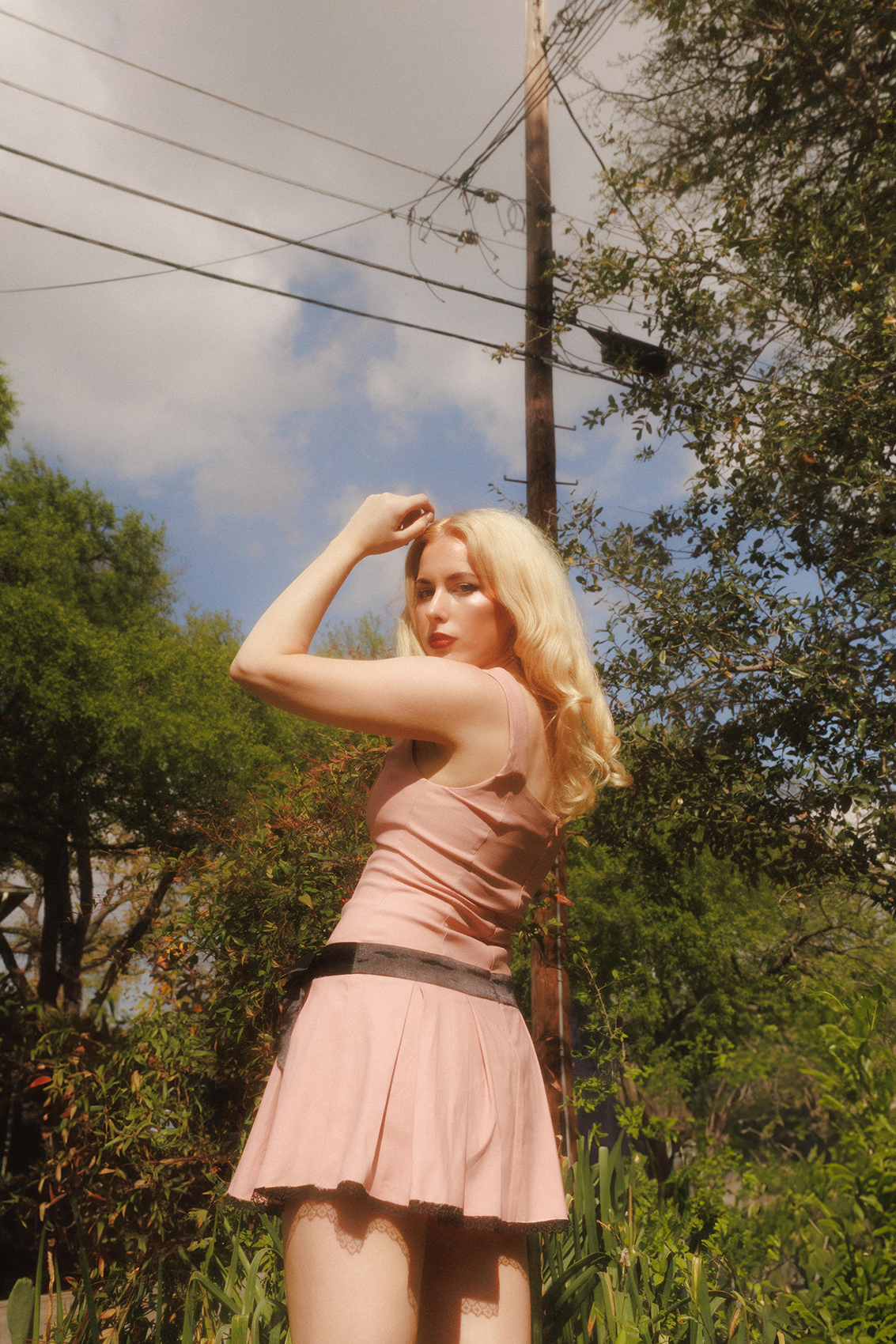 Holly Macve |  TAP Music