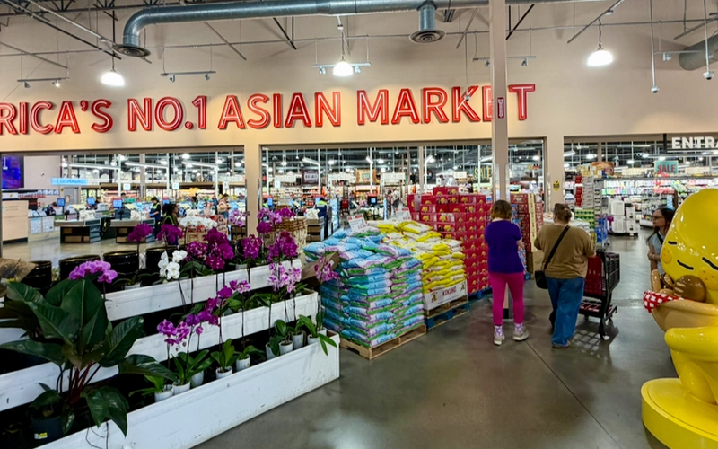 An Asian Food Adventure in Orlando: H Mart and Taste of Chengdu