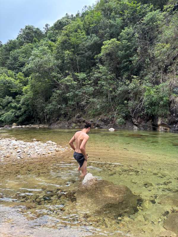 Hezhou - 2025 - Elia's Diary