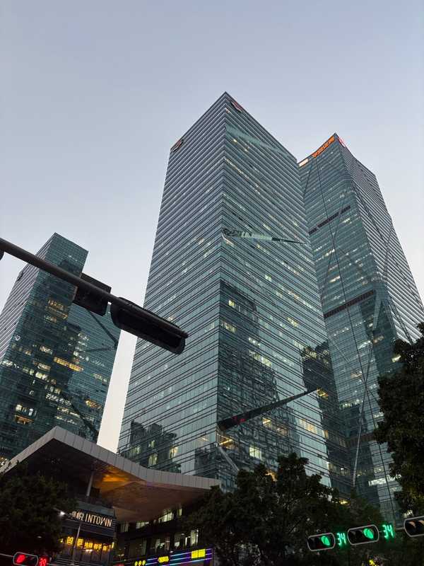 Shenzhen - 2025 - Elia's Diary