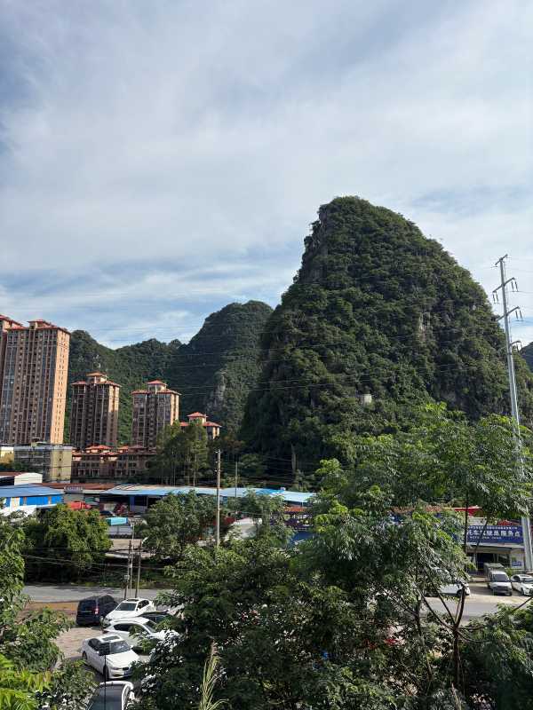 Hezhou - 2025 - Elia's Diary