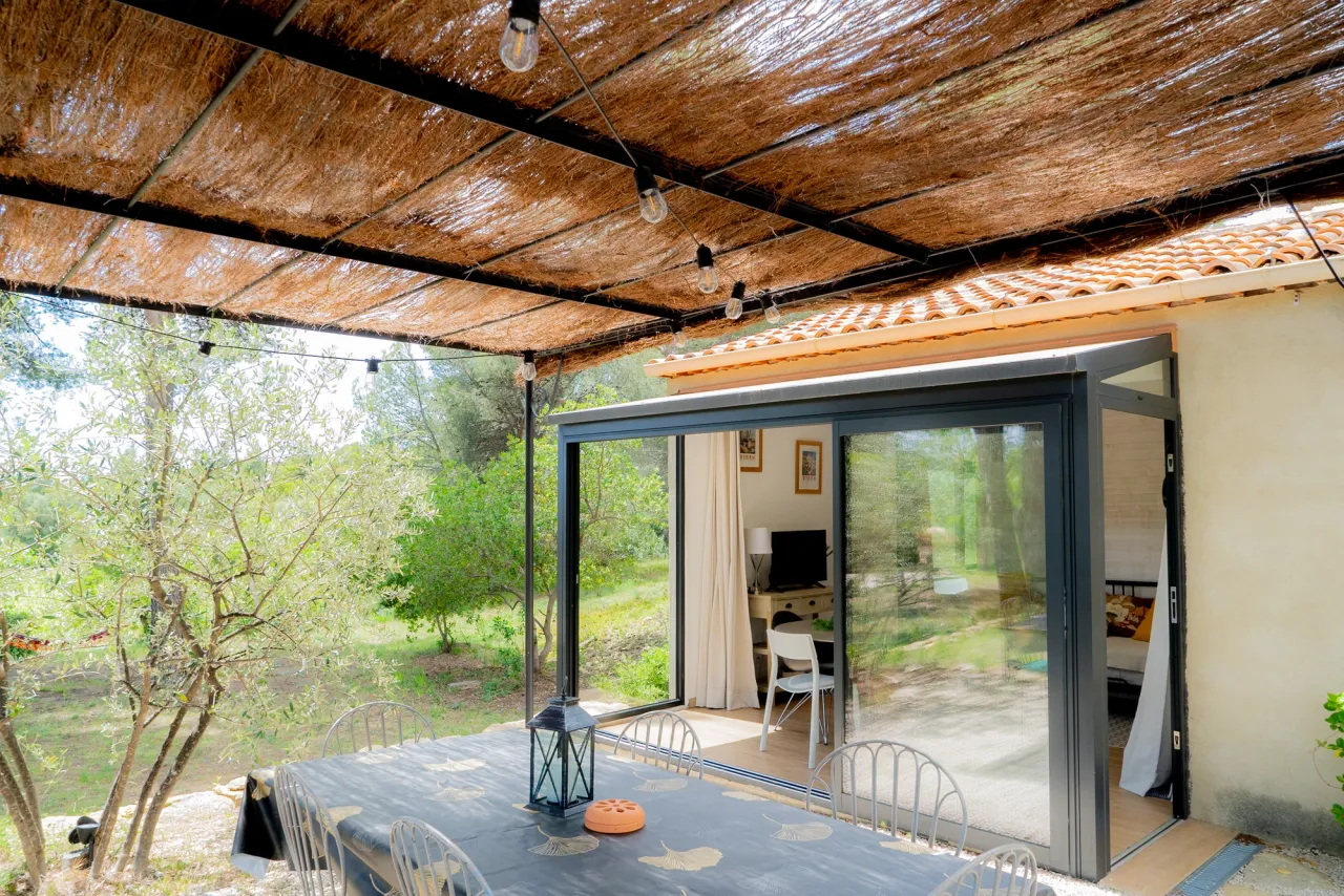 Table à manger extérieur