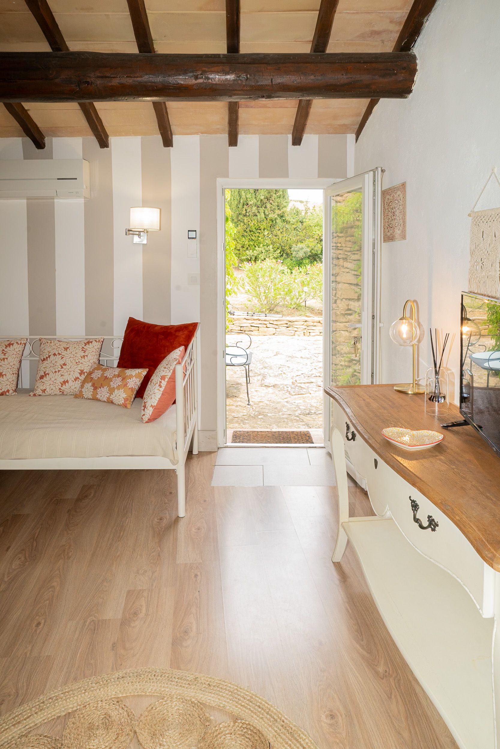 Ouverture de porte sur l'extérieur