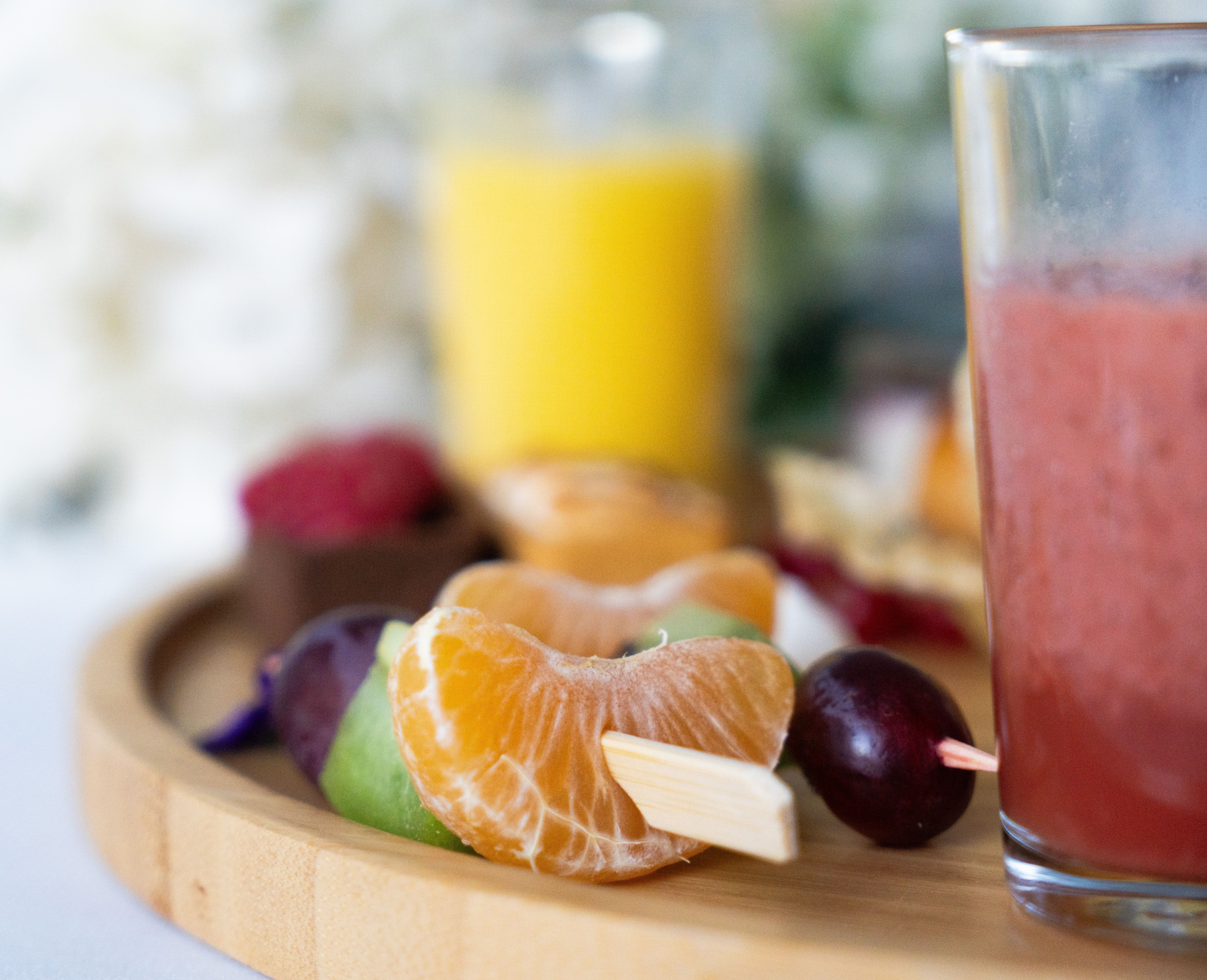 Brochette de fruits et smoothies