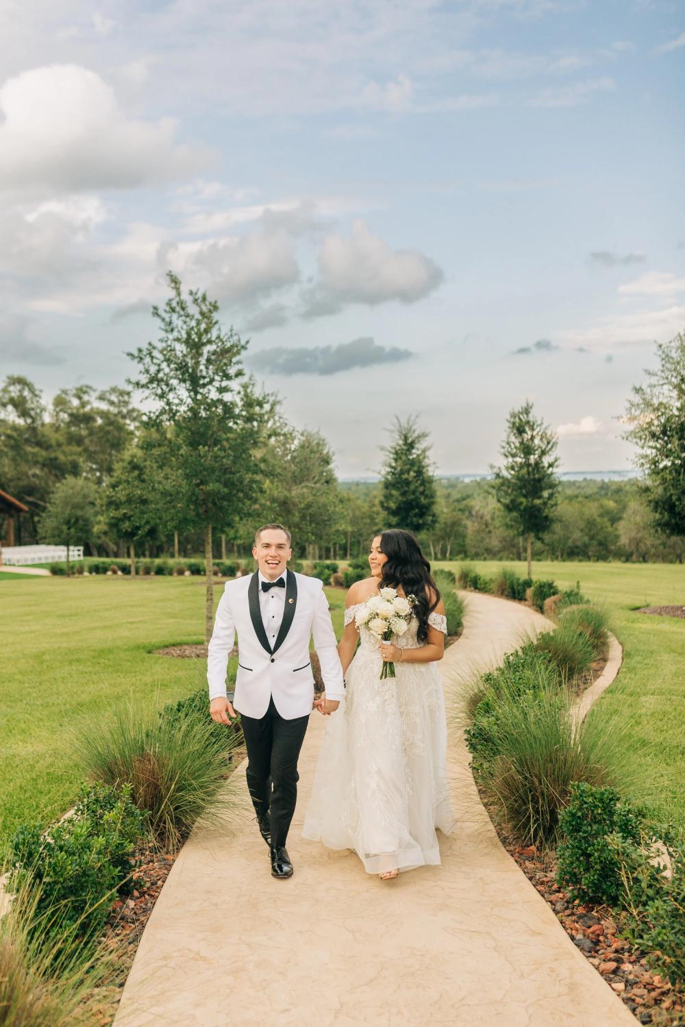 Weddings photography by Sydney Morman