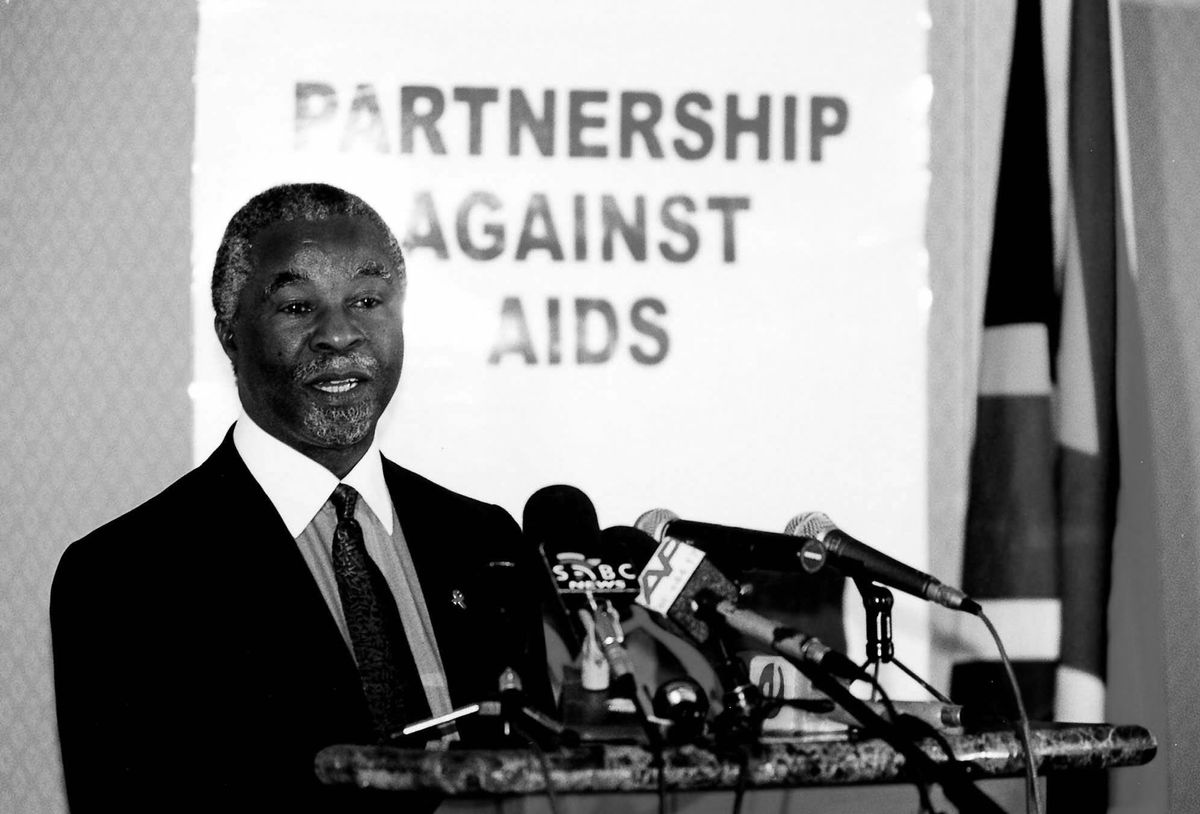Image for article: How AIDS Politicized Science