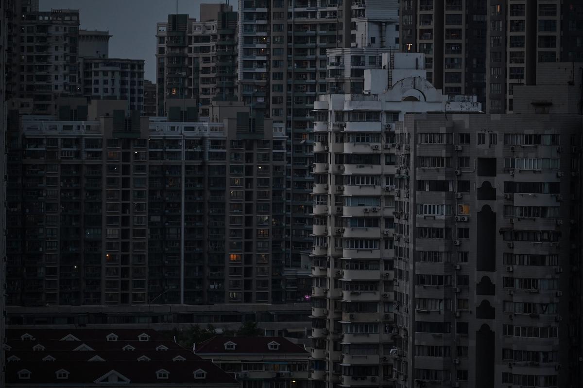 Image for article: The Logic of Lockdowns Leads to Shanghai