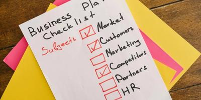 Mastering Email Marketing in the SaaS Marketplace: Turning Marketplace Leads into Loyal Customers