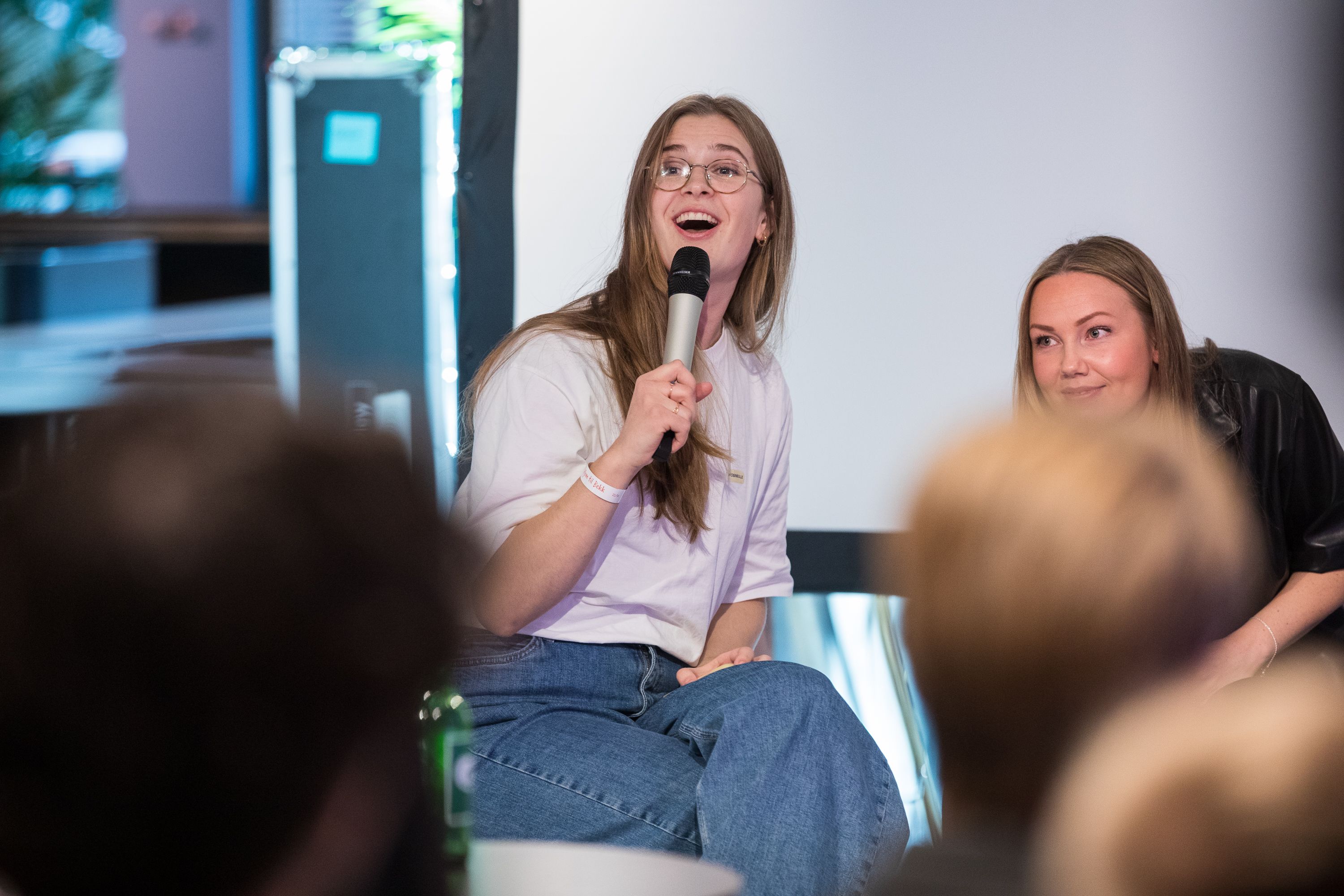 Paneldebatt mellom bekkere. Foto.