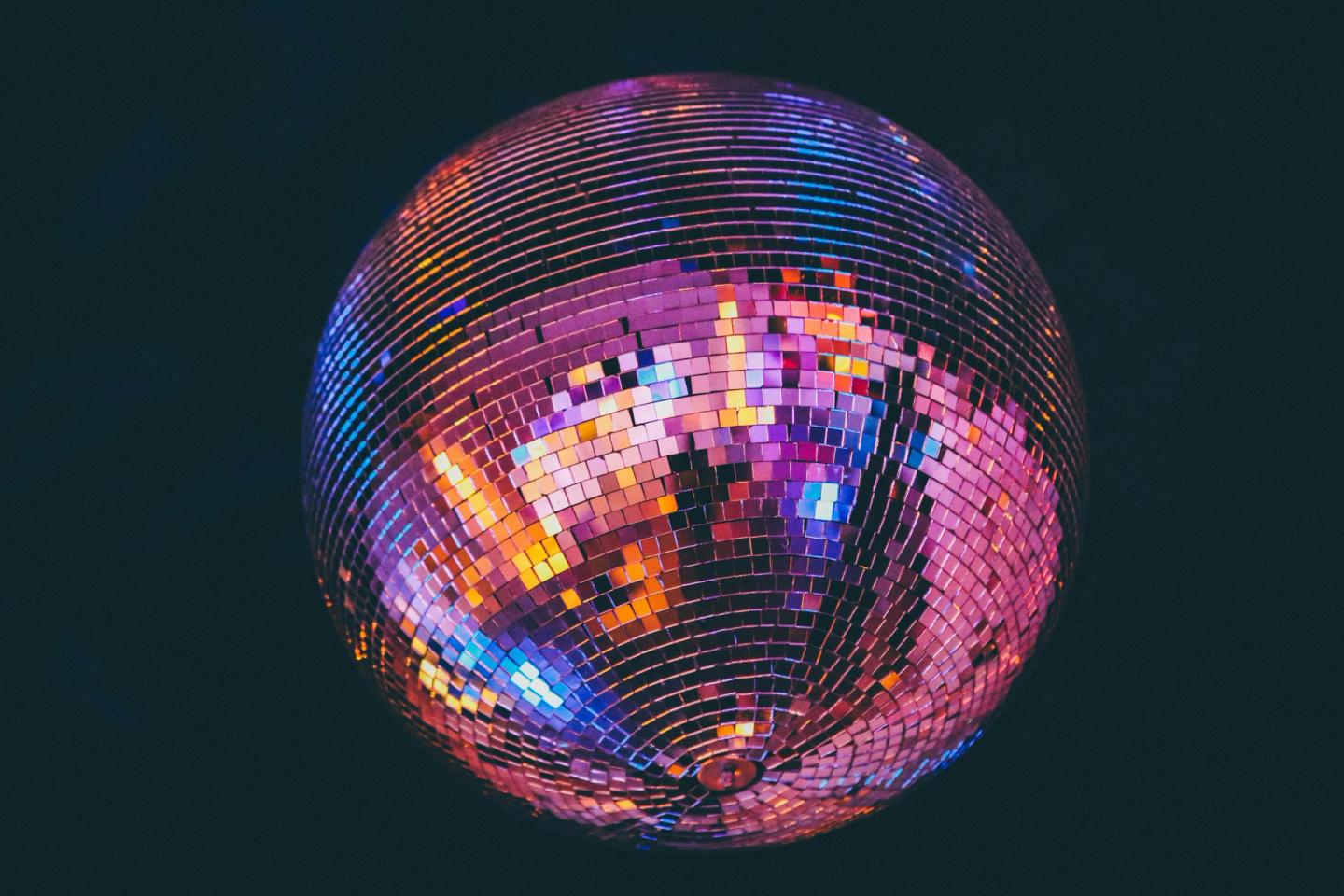 Disco for barn