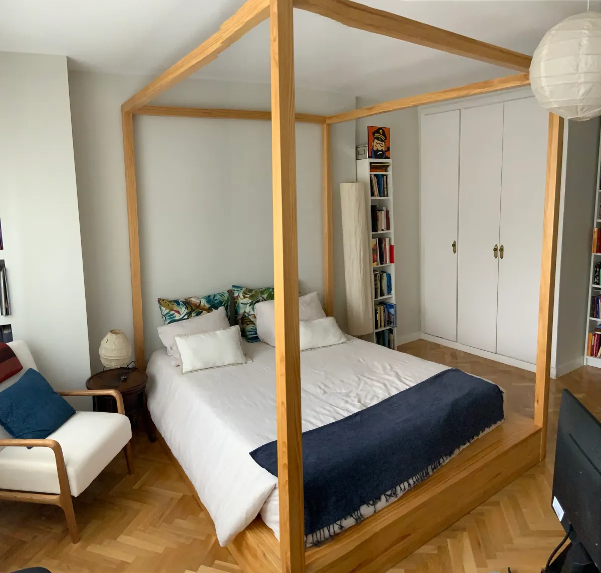 Cama con dosel — imagen 2