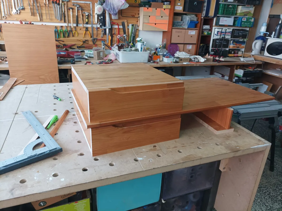 Coqueta de madera maciza — imagen 4