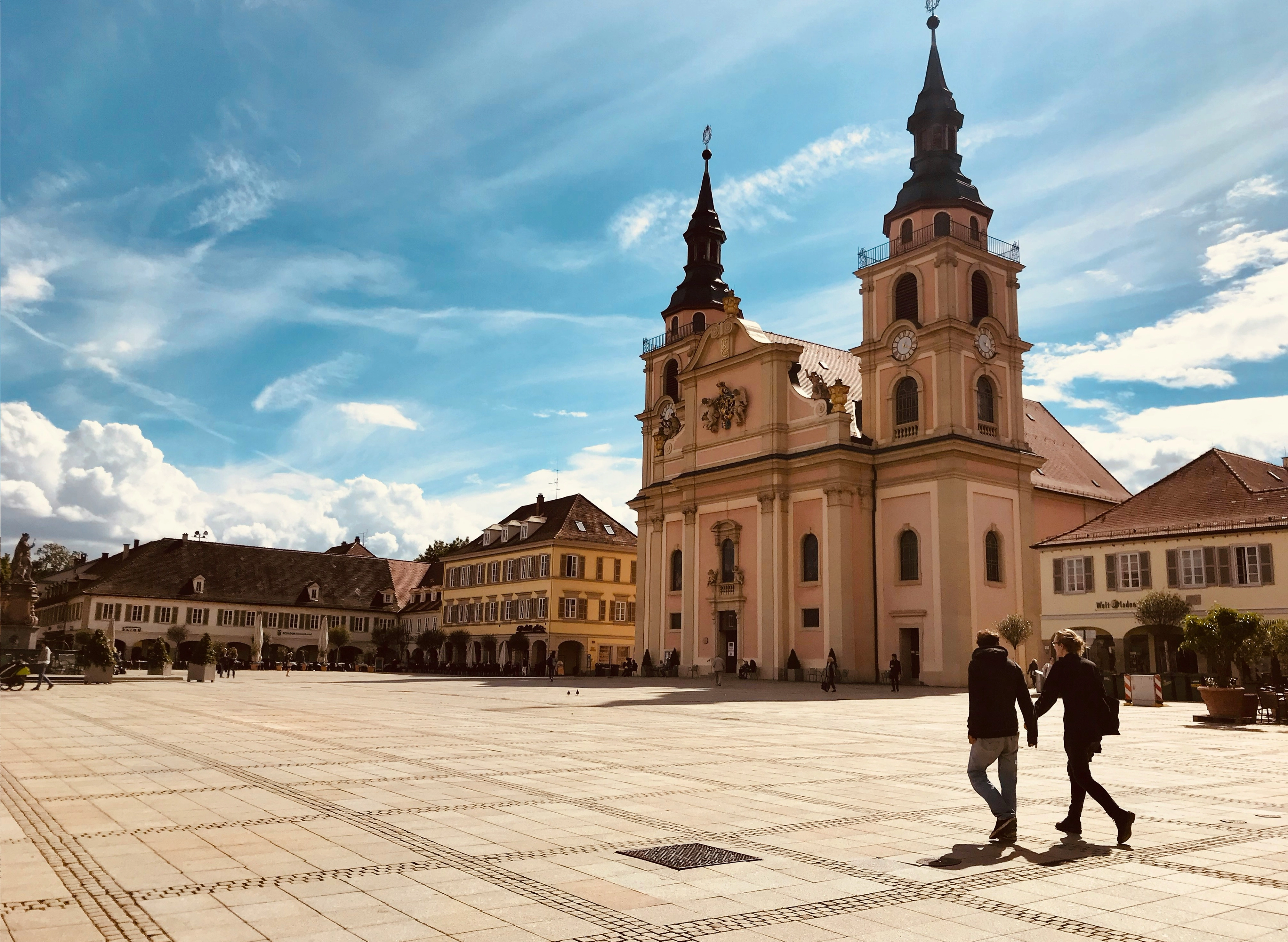 Image of Ludwigsburg Marktplatz with two people walking across the street